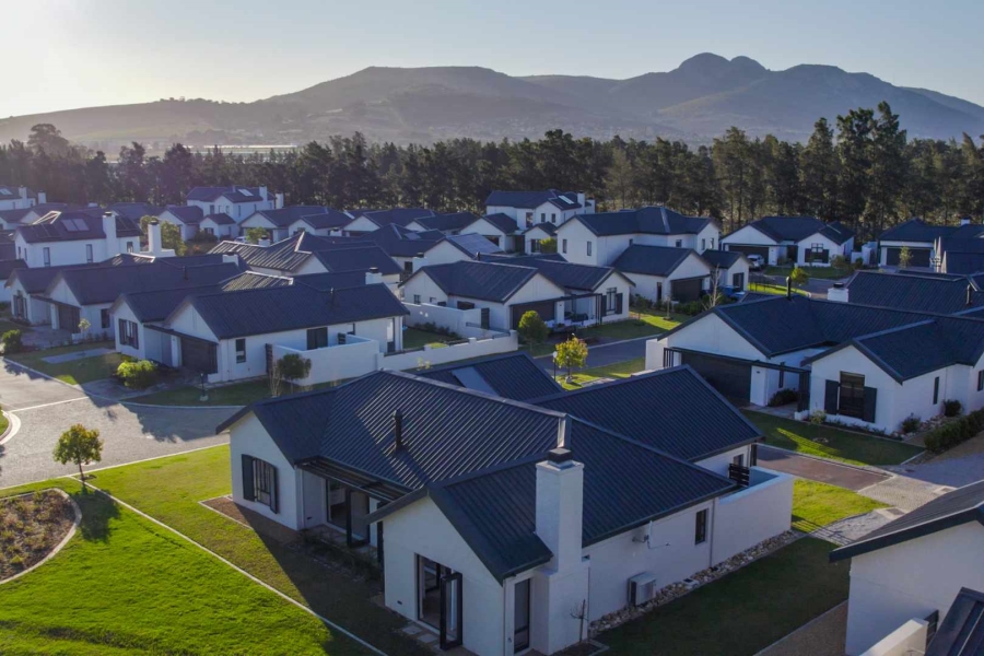 To Let 3 Bedroom Property for Rent in Val De Vie Estate Western Cape